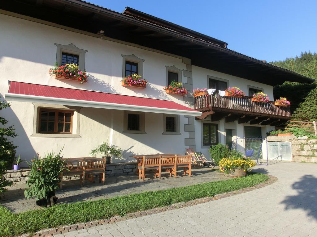Oberdeutinghof Apartment Saalfelden Exterior foto
