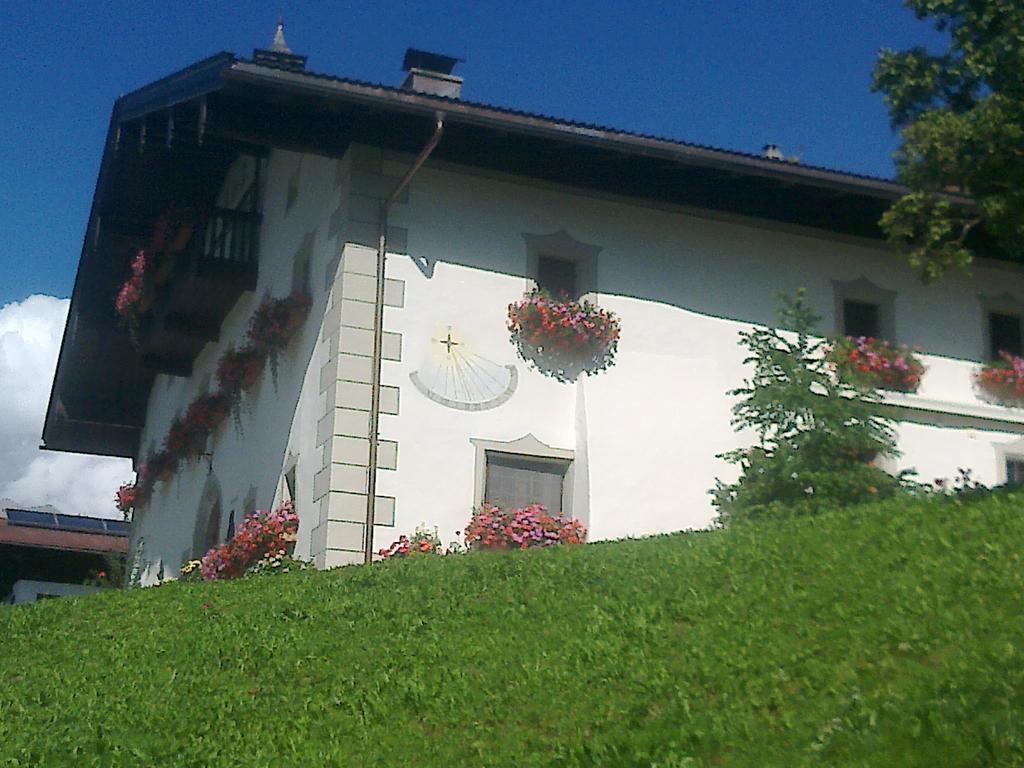 Oberdeutinghof Apartment Saalfelden Exterior foto