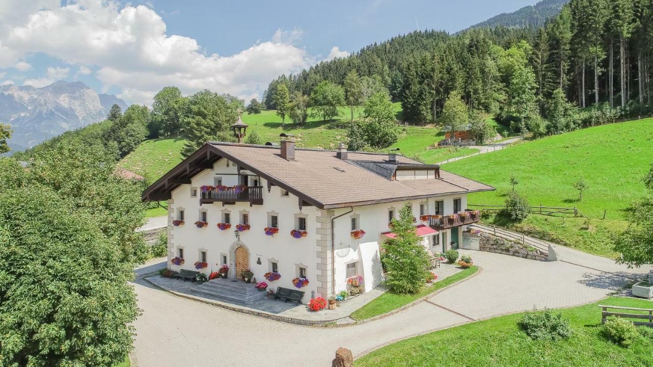 Oberdeutinghof Apartment Saalfelden Exterior foto